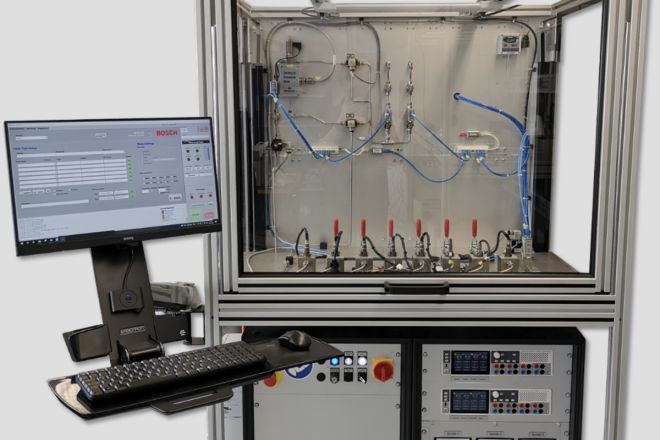 Computer mit Testsystem